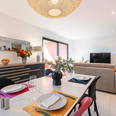 Pandora 6 Personnes Magnifique Apparemment Avec Piscine Dans La Apartment